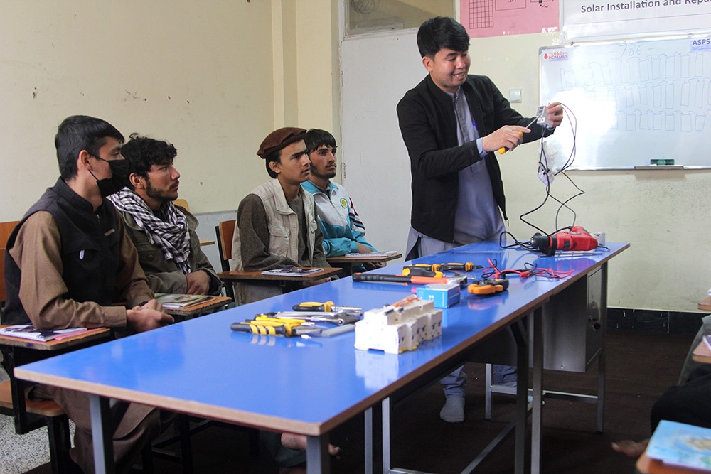 Solar Panel Installation and Repairing  - Kabul, District 11