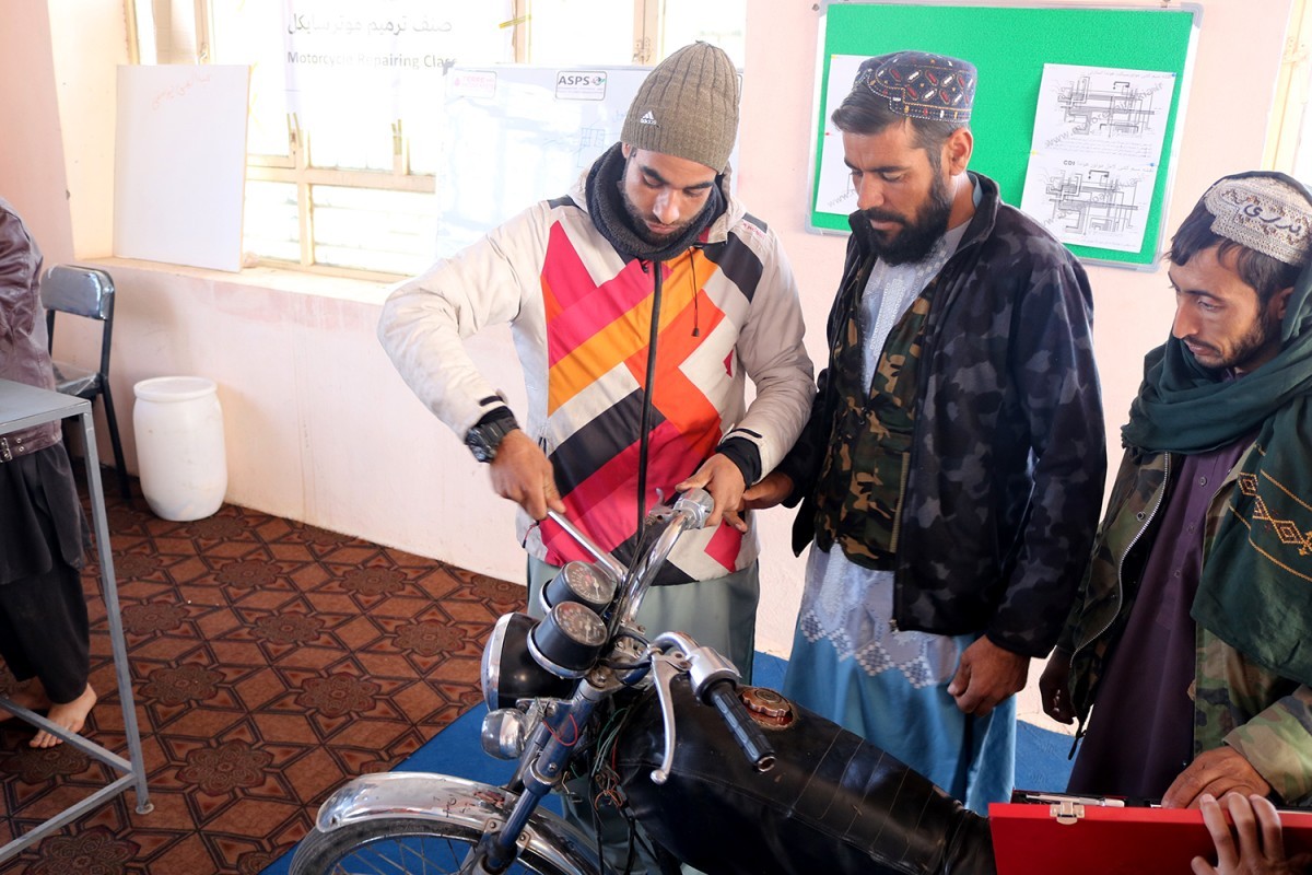 Motocycle Reparing Class, Tawbarian Center, Injil - Herat