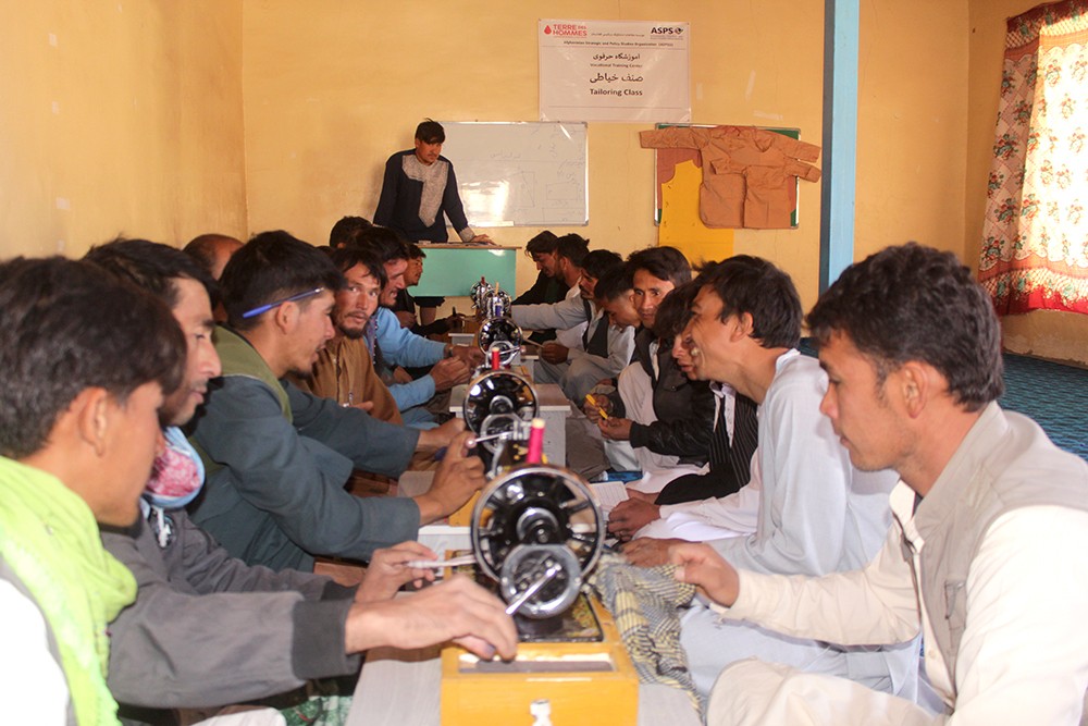 Tailoring Courses - Kiti Training Center, Dikundi